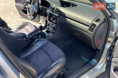 Лифтбек Renault Laguna 2002 в 