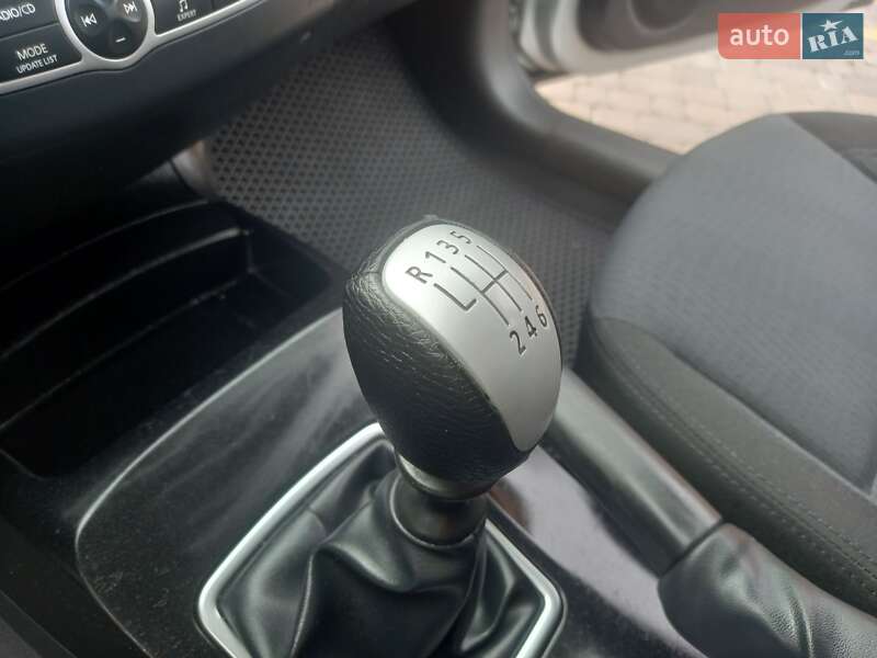 Ліфтбек Renault Laguna 2008 в Теофіполі