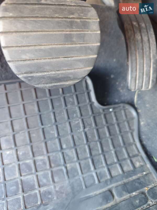 Универсал Renault Laguna 2011 в Луцке