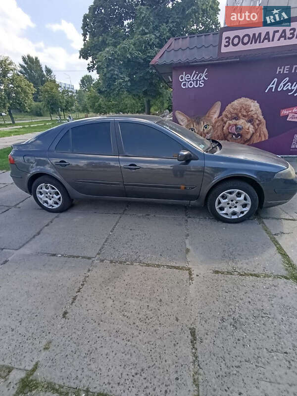Ліфтбек Renault Laguna 2002 в Києві
