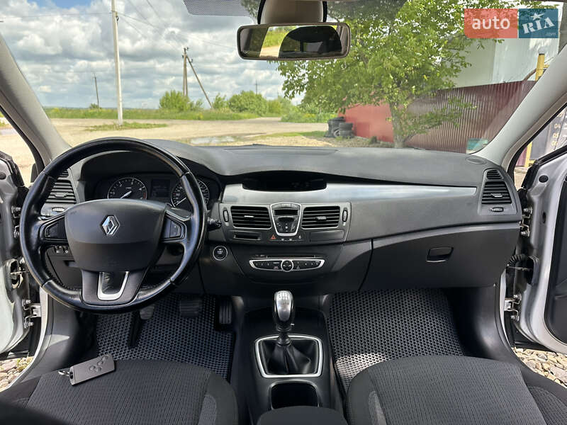 Универсал Renault Laguna 2008 в Снятине
