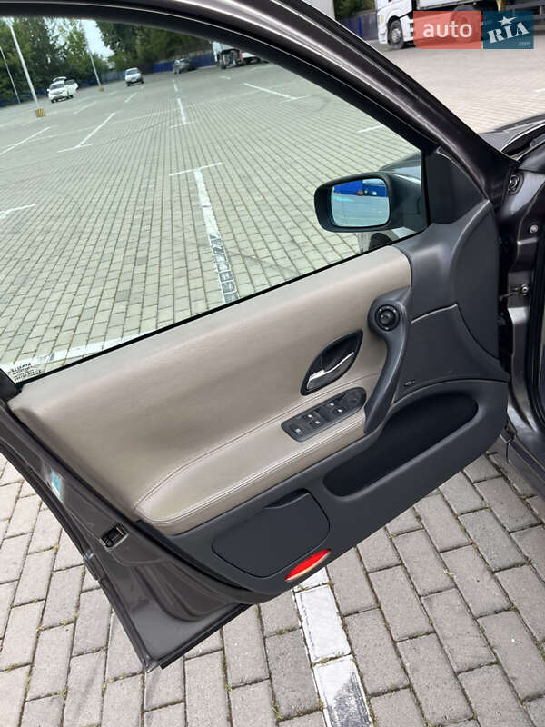 Универсал Renault Laguna 2003 в Тернополе