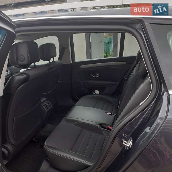 Универсал Renault Laguna 2012 в Каменском