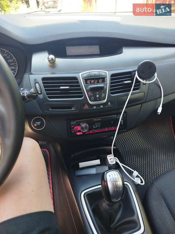 Универсал Renault Laguna 2007 в Луцке фото 12 Универсал Renault Laguna 2007 в Луцке