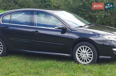 Лифтбек Renault Laguna 2011 в Вараше