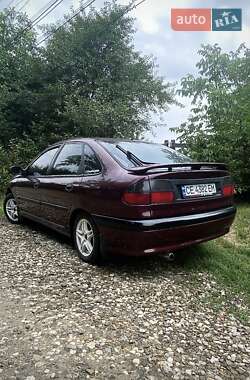 Ліфтбек Renault Laguna 1994 в Чернівцях