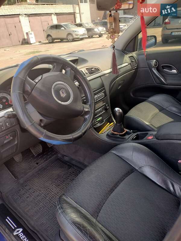 Универсал Renault Laguna 2005 в Чернигове
