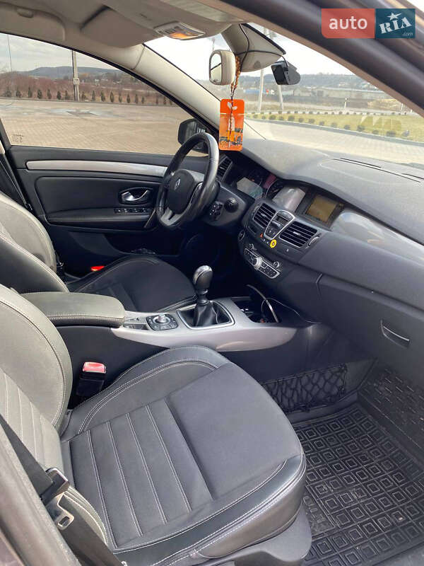 Универсал Renault Laguna 2011 в Львове фото 18 Универсал Renault Laguna 2011 в Львове