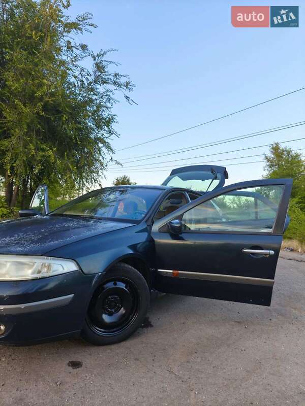 Лифтбек Renault Laguna 2001 в Кривом Роге