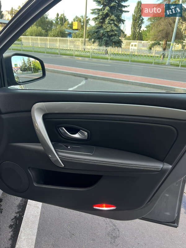 Універсал Renault Laguna 2012 в Києві