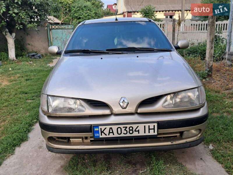 Лифтбек Renault Laguna 1997 в Кагарлыке фото 2 Лифтбек Renault Laguna 1997 в Кагарлыке