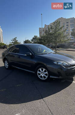 Лифтбек Renault Laguna 2010 в Николаеве