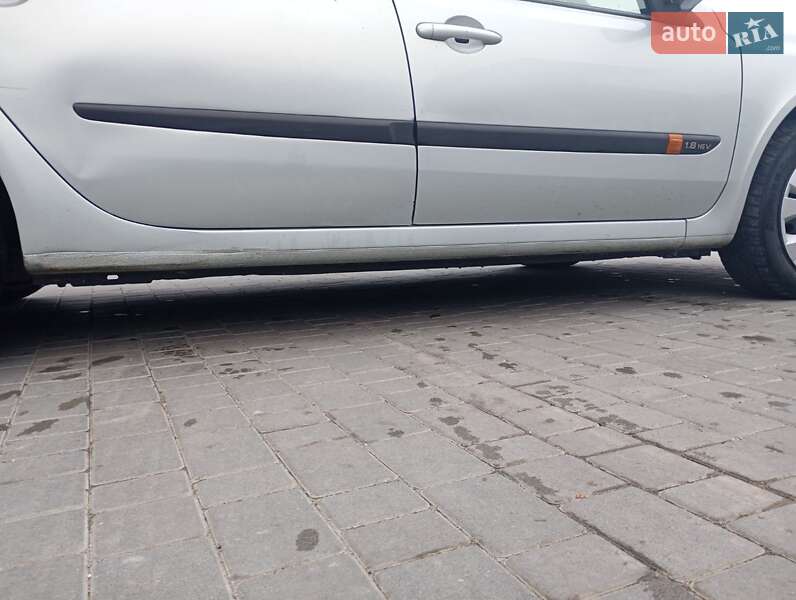 Ліфтбек Renault Laguna 2004 в Рогатині фото 11 Ліфтбек Renault Laguna 2004 в Рогатині