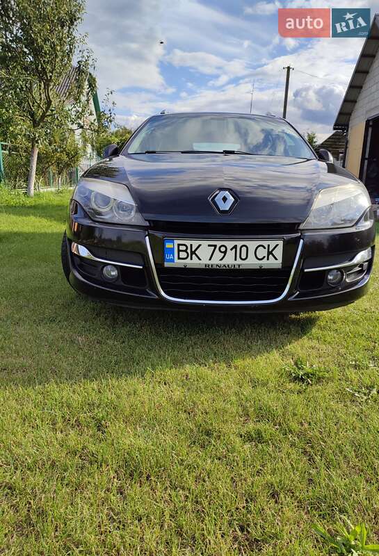 Универсал Renault Laguna 2012 в 