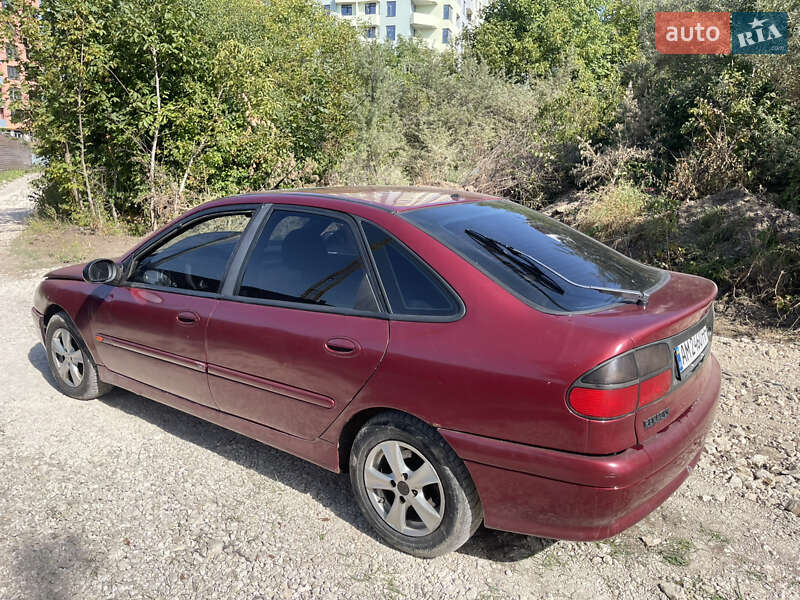 Ліфтбек Renault Laguna 1995 в Тернополі