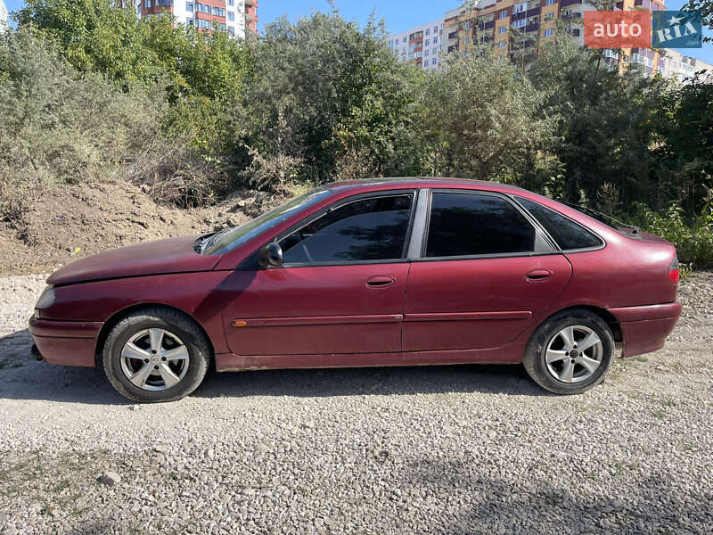Ліфтбек Renault Laguna 1995 в Тернополі