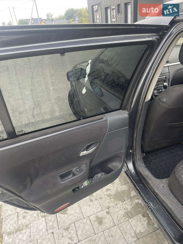 Універсал Renault Laguna 2005 в Яворові фото 8 Універсал Renault Laguna 2005 в Яворові