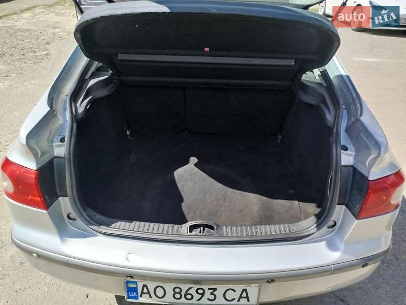 Универсал Renault Laguna 2005 в Обухове