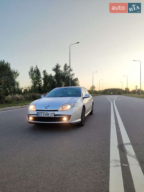 Лифтбек Renault Laguna 2008 в Волочиске
