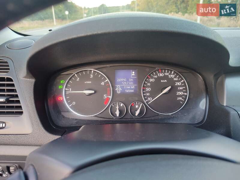 Лифтбек Renault Laguna 2008 в Волочиске