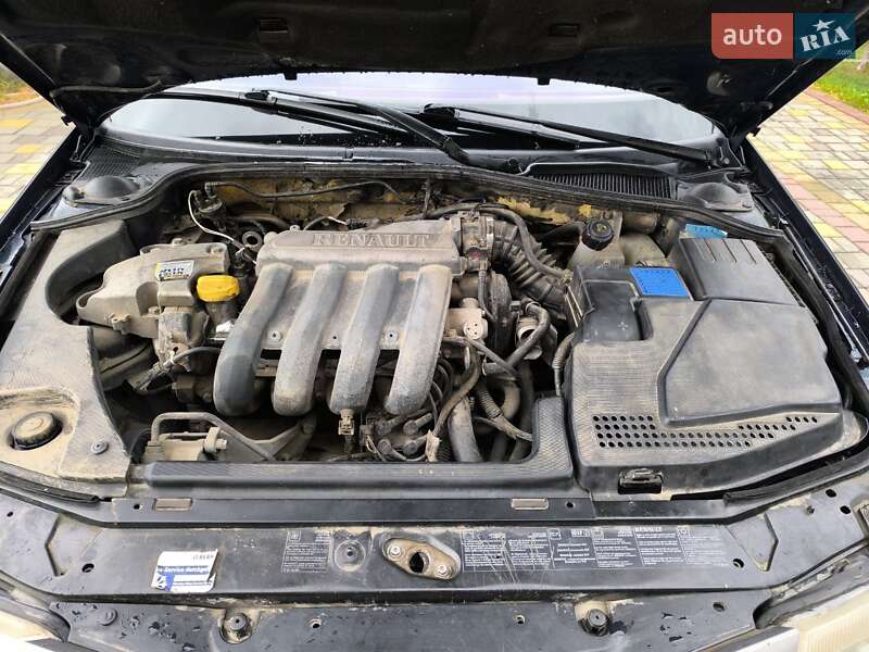 Лифтбек Renault Laguna 2001 в Черновцах