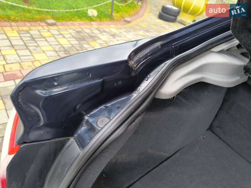 Лифтбек Renault Laguna 2001 в Черновцах