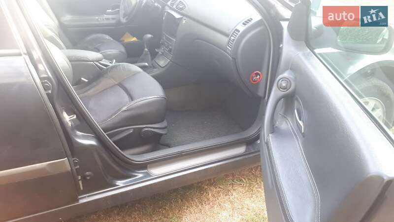 Універсал Renault Laguna 2001 в Луцьку фото 3 Універсал Renault Laguna 2001 в Луцьку