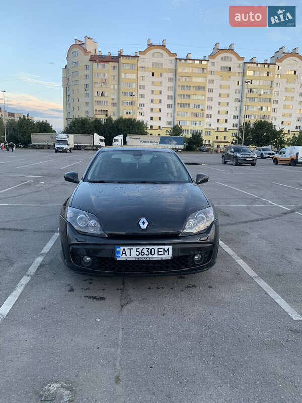 Лифтбек Renault Laguna 2010 в Ивано-Франковске