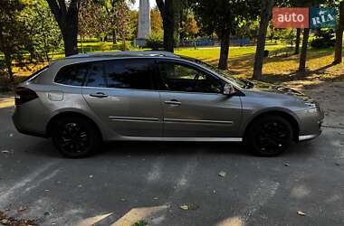 Универсал Renault Laguna 2011 в 