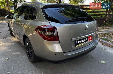 Универсал Renault Laguna 2011 в 
