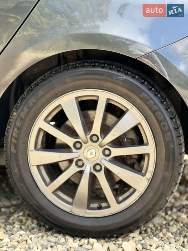 Лифтбек Renault Laguna 2011 в Сторожинце фото 16 Лифтбек Renault Laguna 2011 в Сторожинце