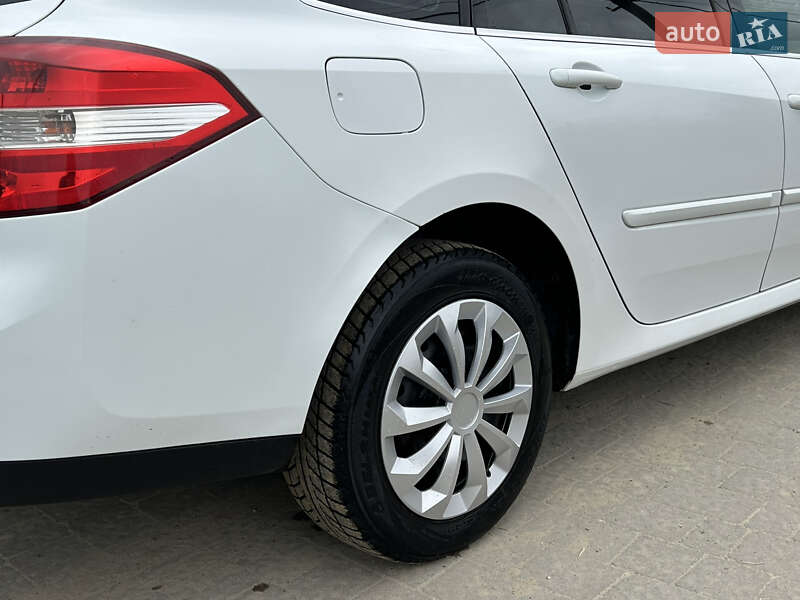 Универсал Renault Laguna 2010 в Львове