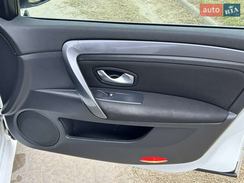 Универсал Renault Laguna 2010 в Львове