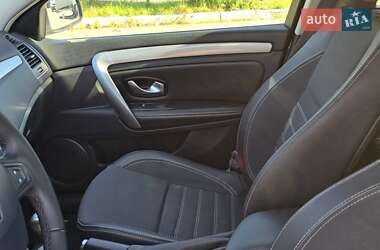 Универсал Renault Laguna 2011 в 
