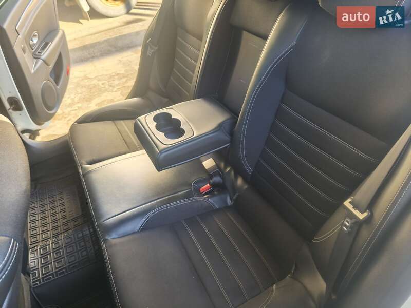 Универсал Renault Laguna 2015 в Киеве
