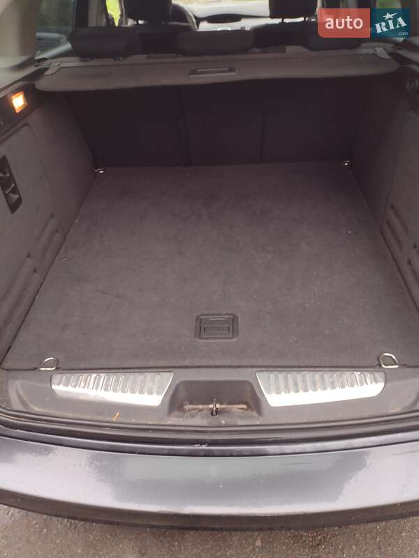 Универсал Renault Laguna 2009 в Ровно