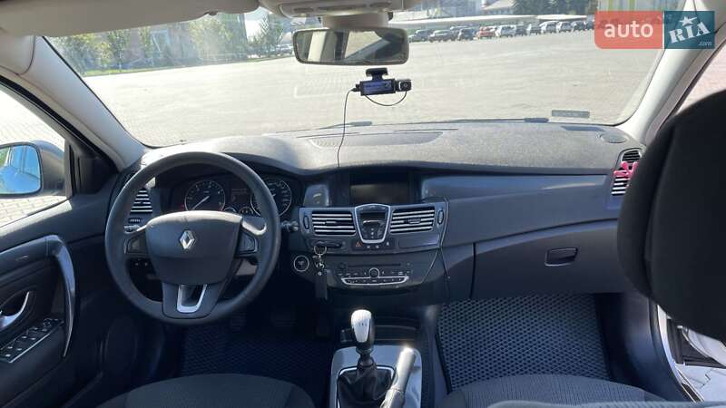 Лифтбек Renault Laguna 2008 в Луцке