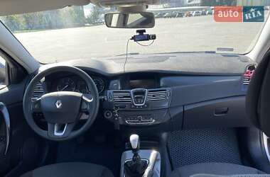 Лифтбек Renault Laguna 2008 в 