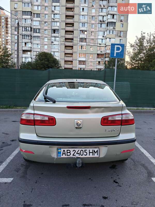 Лифтбек Renault Laguna 2003 в Киеве