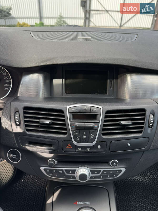 Универсал Renault Laguna 2011 в Полтаве
