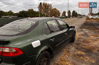 Лифтбек Renault Laguna 2001 в 