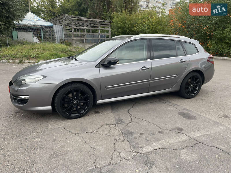 Универсал Renault Laguna 2012 в Ровно