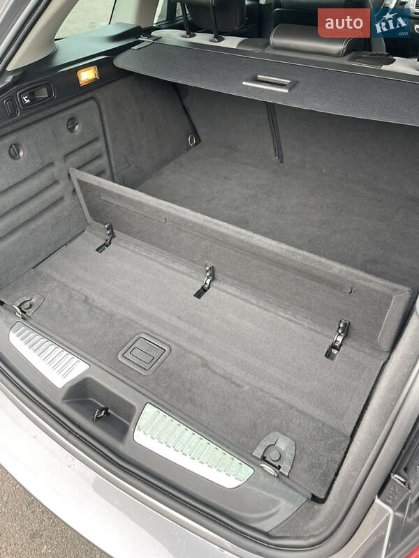 Универсал Renault Laguna 2012 в Ровно