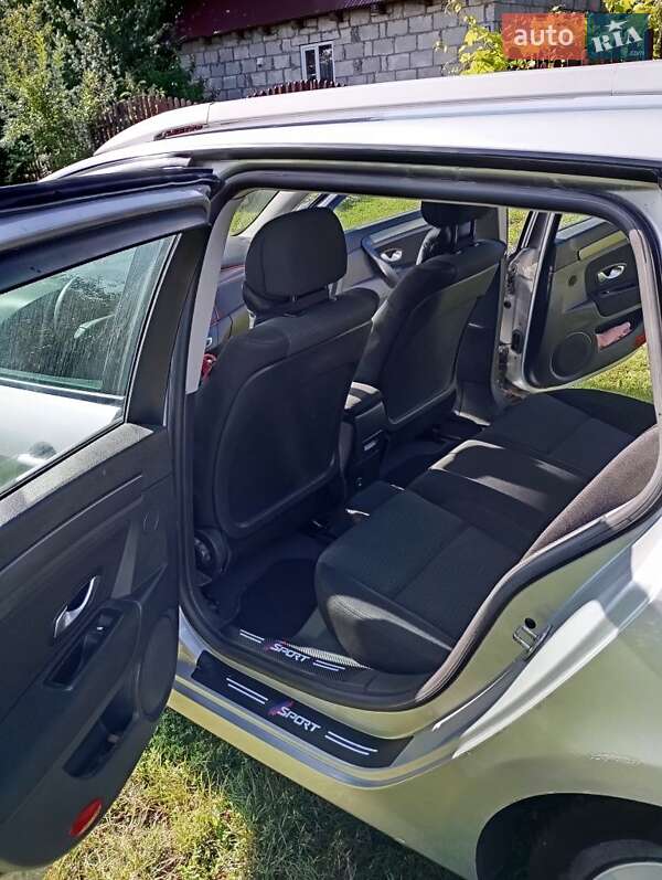 Универсал Renault Laguna 2008 в Луцке