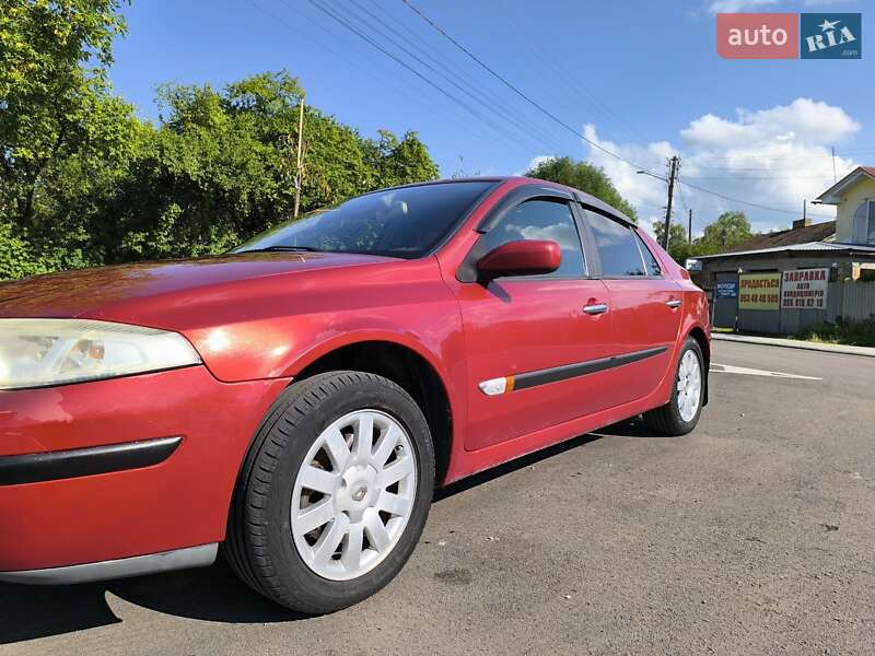 Ліфтбек Renault Laguna 2002 в Дрогобичі