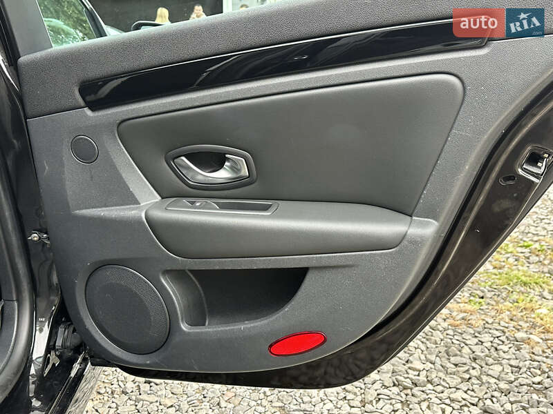 Универсал Renault Laguna 2012 в Луцке фото 17 Универсал Renault Laguna 2012 в Луцке