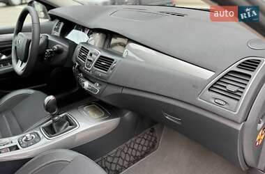 Лифтбек Renault Laguna 2011 в 
