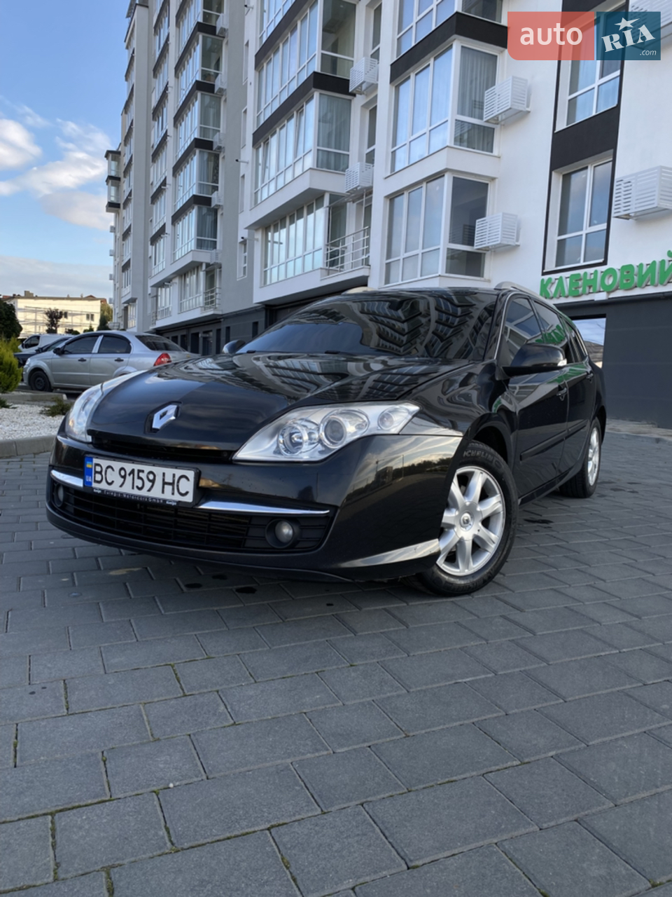2010 Renault Laguna - мініатюра 12