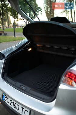 Ліфтбек Renault Laguna 2010 в 