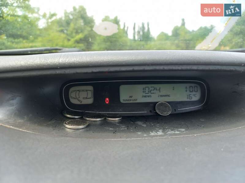 Универсал Renault Laguna 2004 в Чернигове